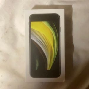 iPhone SE All Black Brand New Bought 2 days ago for Straight Talk Carrier 64GB